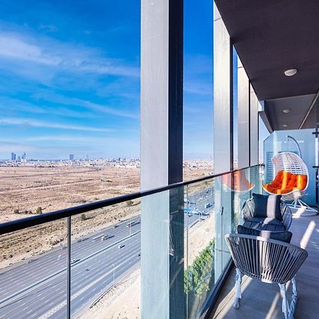 Luxury 1Br With Stunning Skyline Views Of Dubai Villa Exterior photo